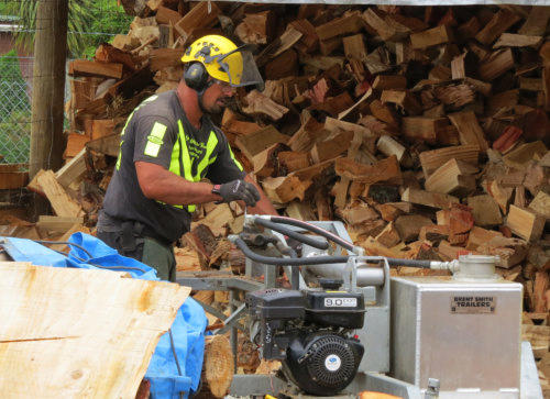 Commerical Wood Splitter Hire